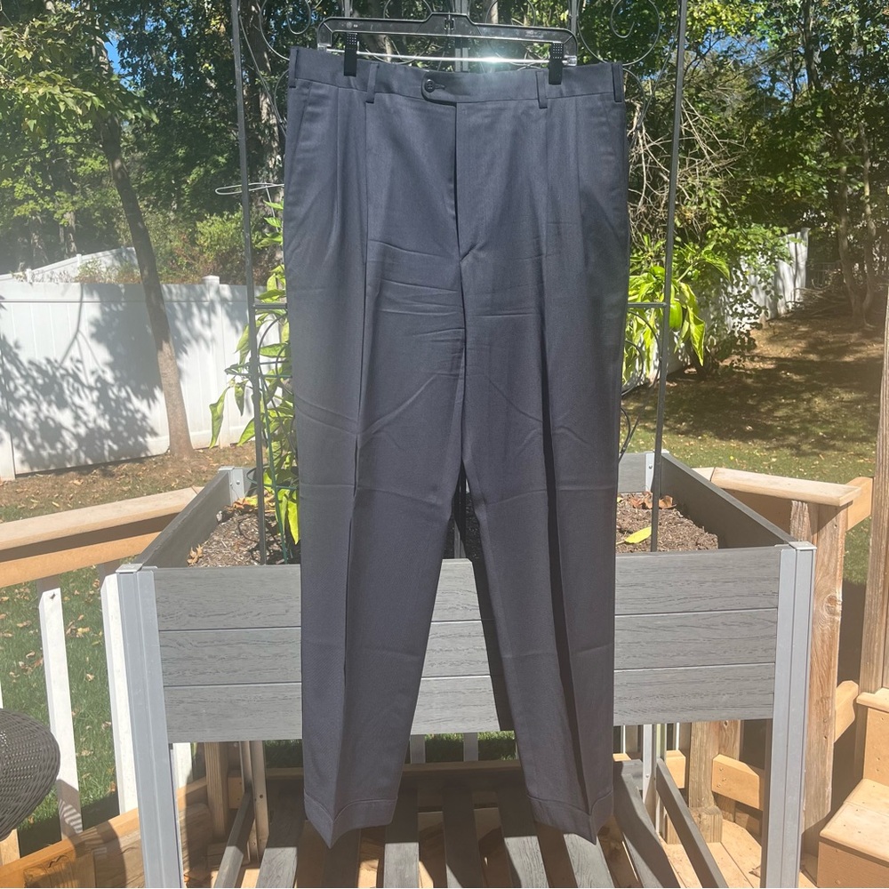 Zanella Men’s 100% Wool Black Pleated Cuffed Dress Pants Size 36x31